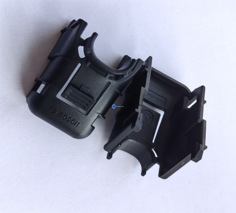 Bosch 1928405981 is a 52/72 pins Microflex sealed connector cover,top exit, Wire To Device connector, with black color